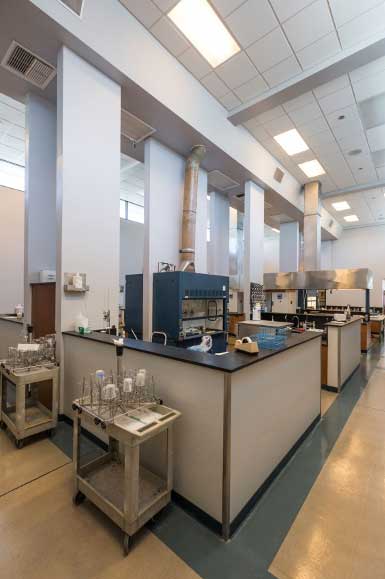 Wastewater-Management-Division-Laboratory