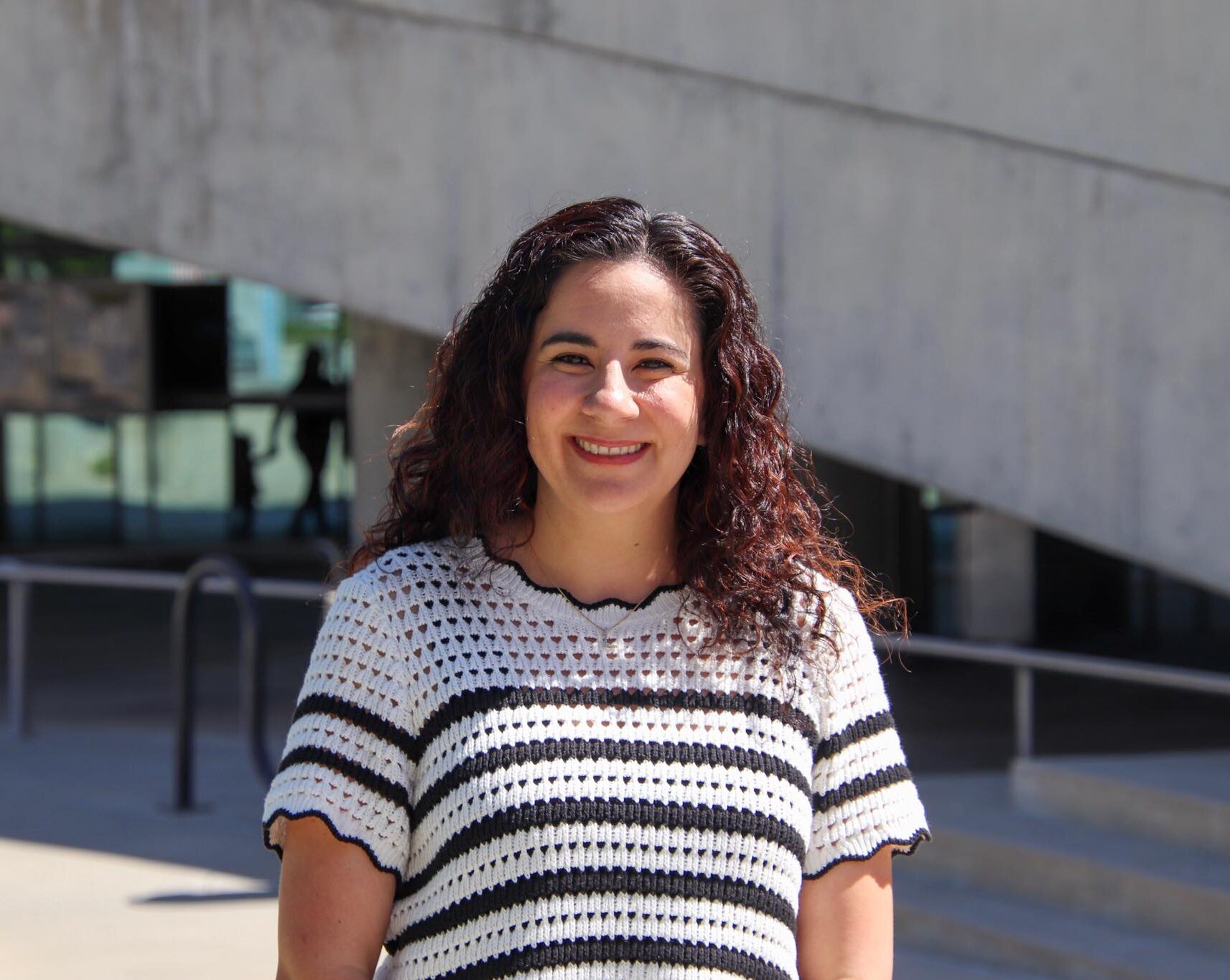 image-Denise Headshot-10w762-staff-listing-alt-block_5ef4c57e7e32f938d73d95bbc86cd160